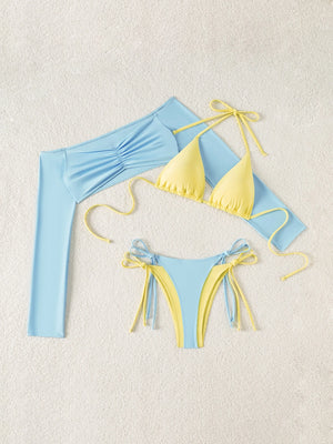 Bikini de tres piezas estilo moderno con escote bardot y mangas largas