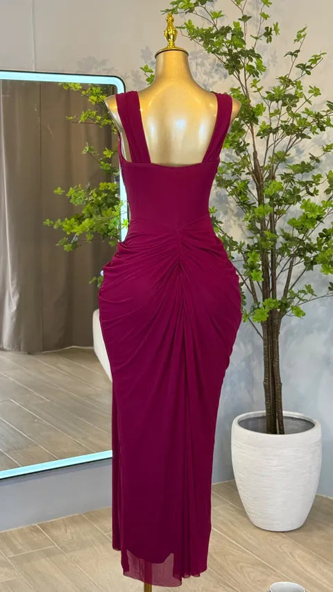 Vestido Largo Elegante Morado Con Fruncido Lateral
