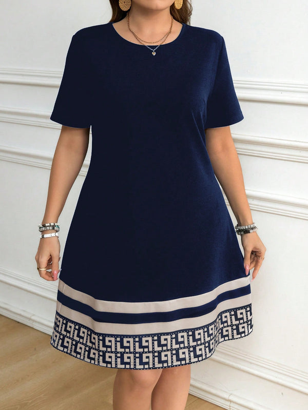 Vestido casual azul marino – look completo para uso diario.