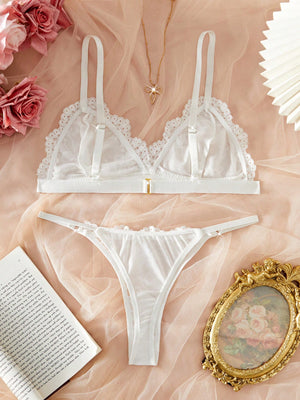Conjunto sexy blanco con sujetador de tirantes finos – vista trasera