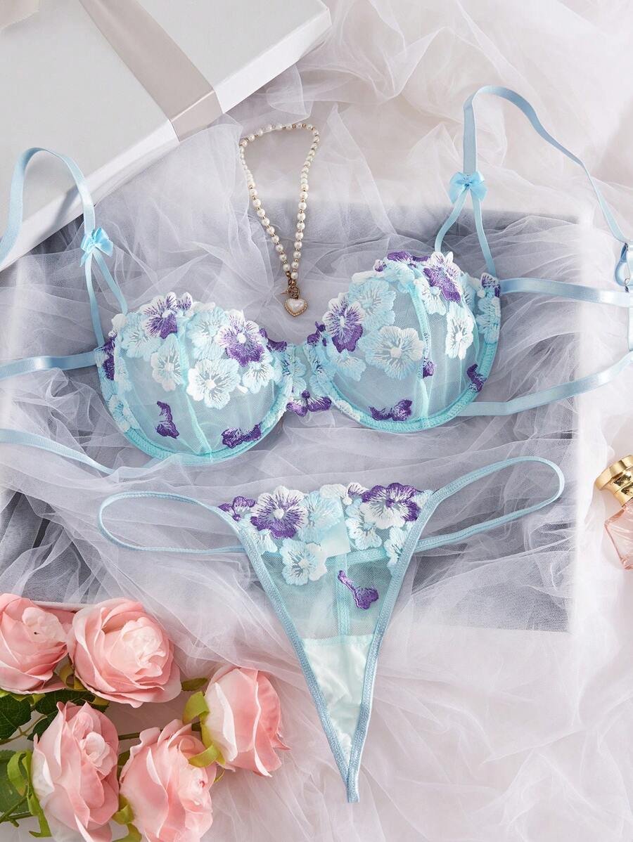 Conjunto sexy de lencería multicolor de 2 piezas con bordado floral.