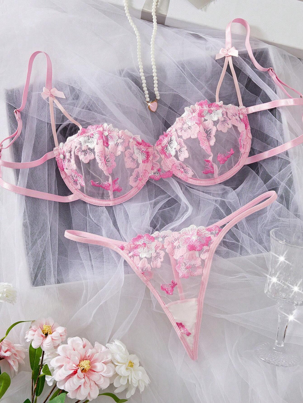 Set De Lencería Rosa Bordada De 2 Piezas