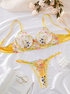 Conjunto lencería amarillo floral transparente push up con bordado delicado
