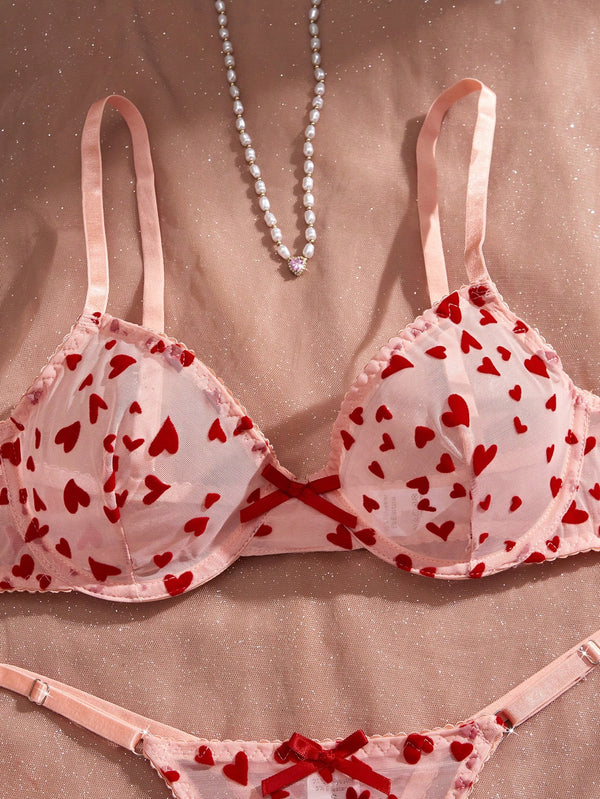 Lencería Rosa Coral Transparente Con Corazones Push Up detalle sujetador
