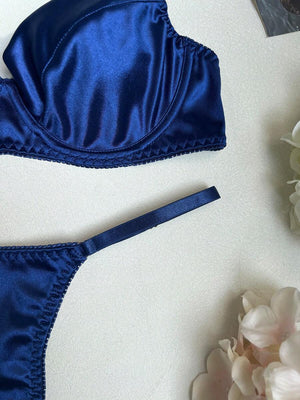 Conjunto De Lencería Satinado En Azul Zafiro