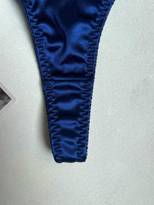 Conjunto De Lencería Satinado En Azul Zafiro
