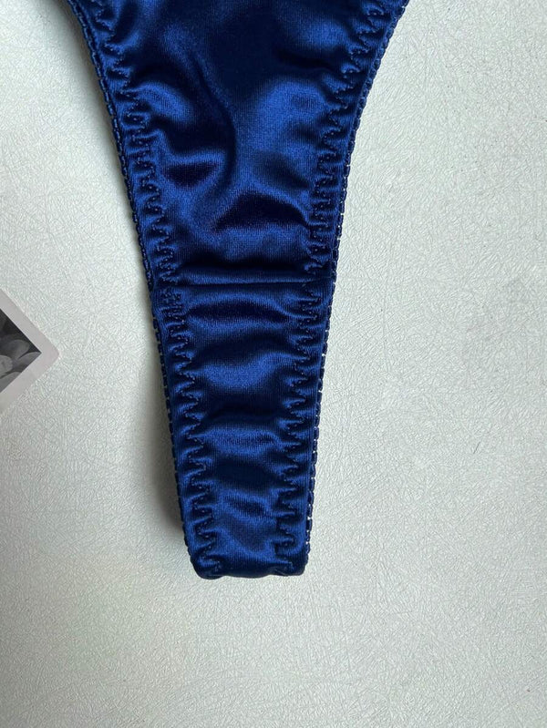Conjunto De Lencería Satinado En Azul Zafiro