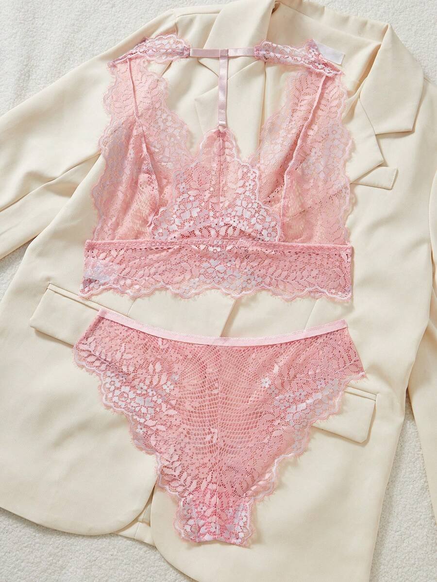 Set de lencería rosa con encaje y diseño halter – set de lencería rosa