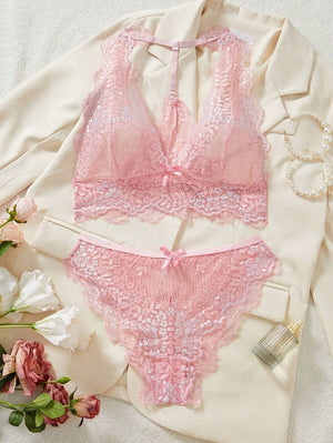 Set de lencería rosa con encaje y diseño halter – set de lencería rosa