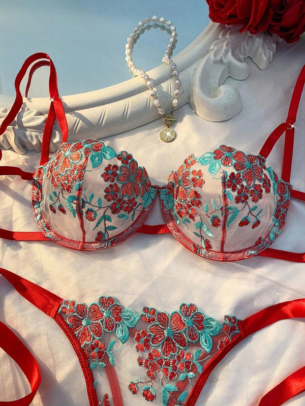 Conjunto De Lencería Bordado Floral Rojo Intenso