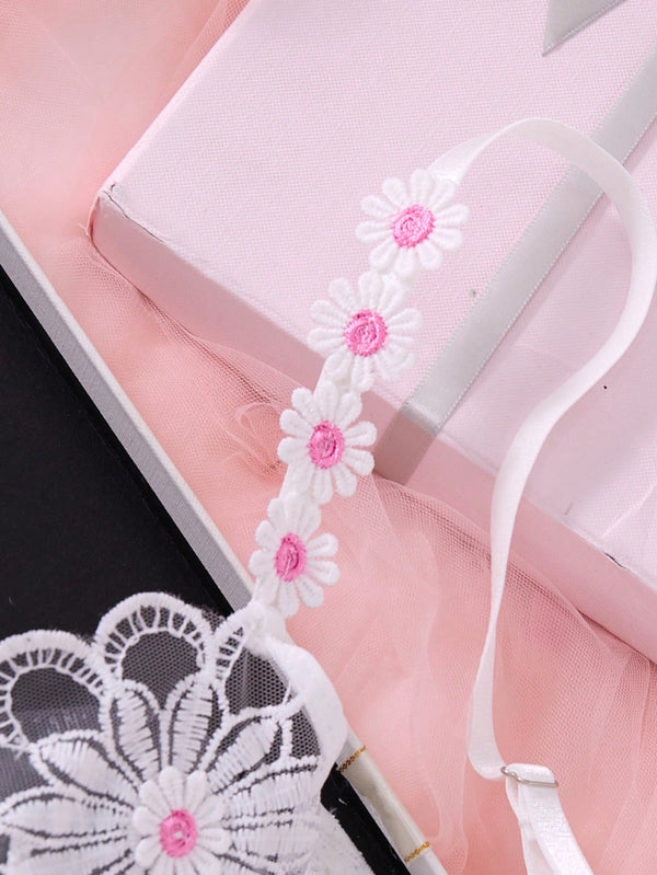 Conjunto lencería blanca bordado floral transparente 2 piezas detalle tirantes