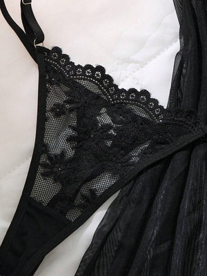 Conjunto Babydoll de Encaje Floral Negro Con Tanga