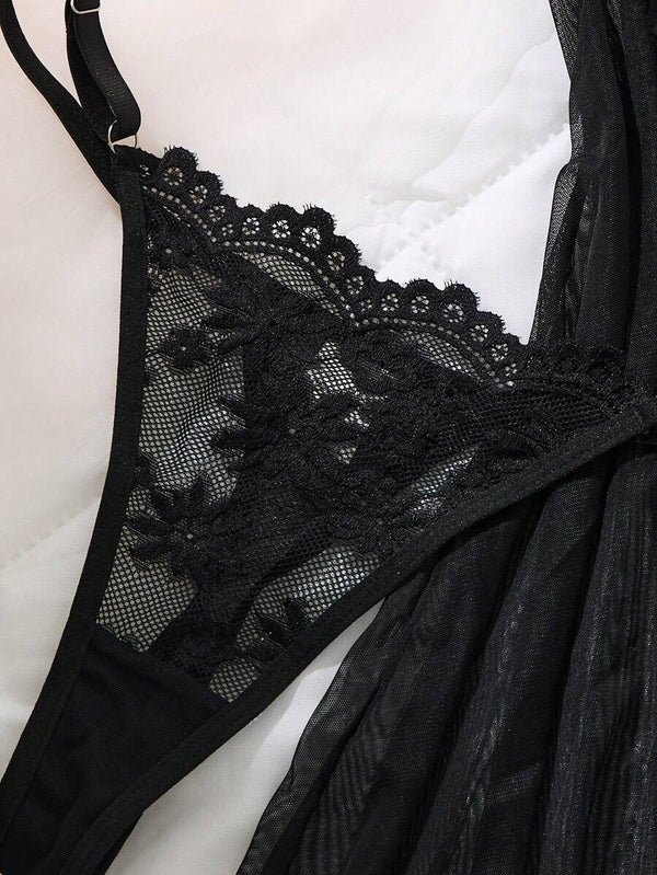 Conjunto Babydoll de Encaje Floral Negro Con Tanga