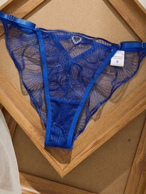 Tanga transparente azul real del conjunto de lencería con aro tipo balconette