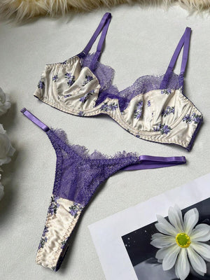 Conjunto De Lencería Floral Con Encaje Lila Romántico