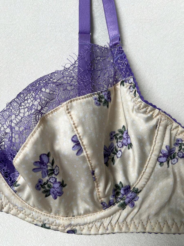 Conjunto De Lencería Floral Con Encaje Lila Romántico