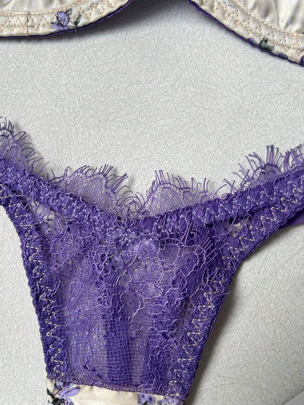 Conjunto De Lencería Floral Con Encaje Lila Romántico