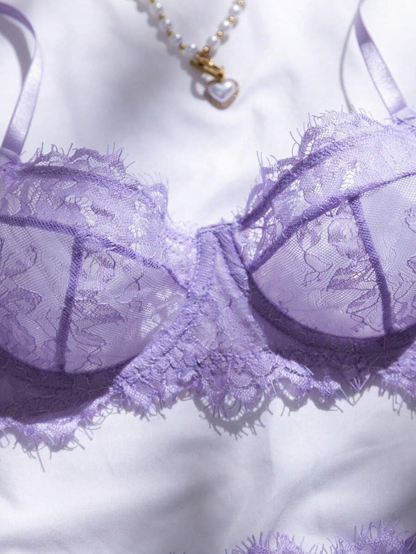 Conjunto De Lencería De Encaje Floral Lila Con Aros