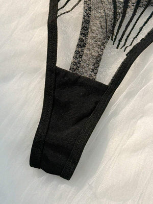 Conjunto De Lencería De Malla Bordada Con Volantes
