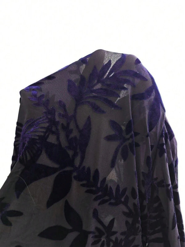 Vestido De Noche Azul Marino Con Top De Malla Floral