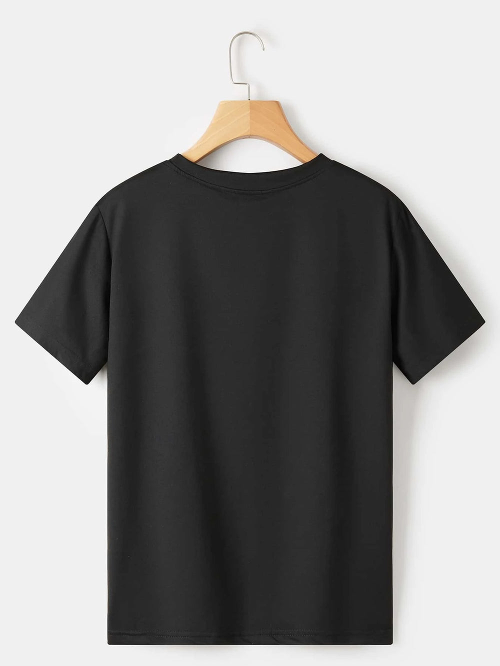 Camiseta negra casual de manga corta y cuello redondo - vista frontal.