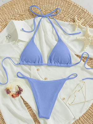 Bikini Triangular Azul Con Tirantes Finos Y Tanga