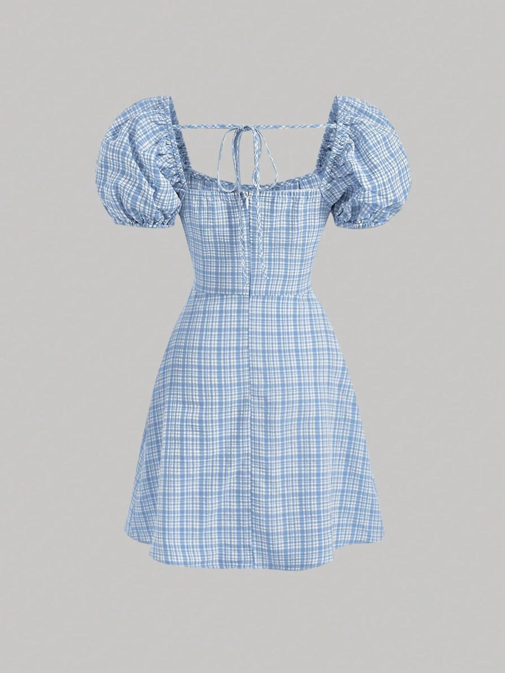 Vestido Corto Azul Y Blanco De Cuadros Con Escote Cuadrado vista frontal.
