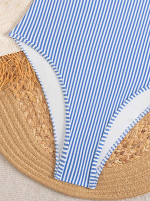 Traje de Baño Entero a Rayas con Escote Profundo