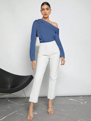 Blusa Asimétrica Elegante de Hombro Descubierto Azul