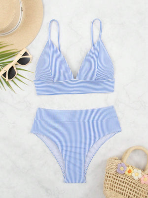 Bikini Clásico de Dos Piezas con Talle Alto y Estampado a Rayas Celeste