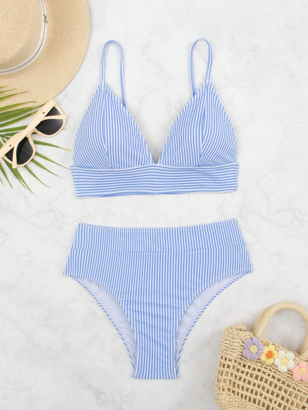 Bikini Clásico de Dos Piezas con Talle Alto y Estampado a Rayas Celeste