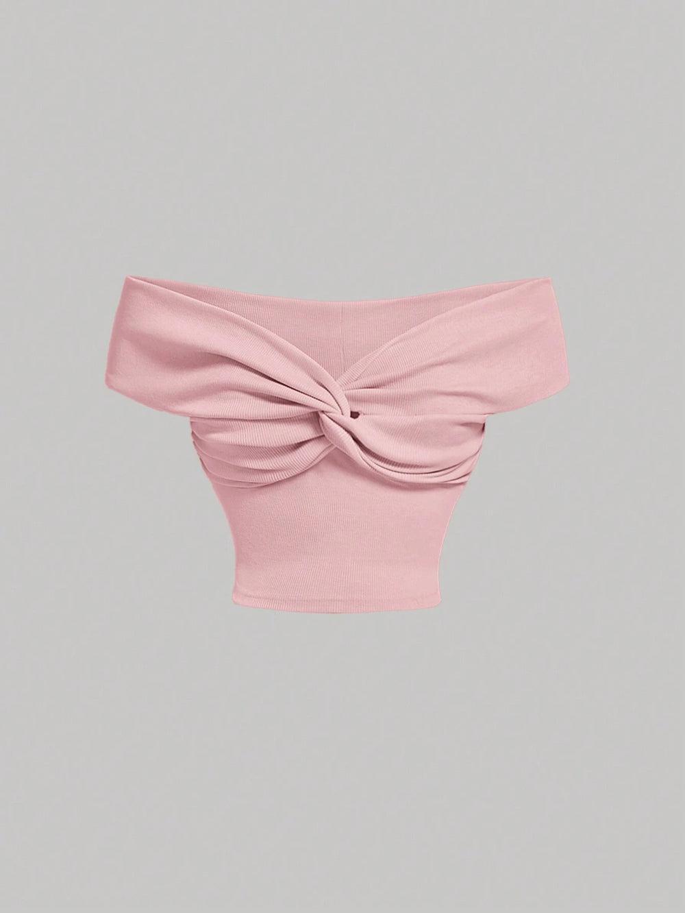 Top rosa crop con nudo frontal y hombros descubiertos – vista frontal