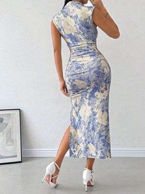 Vestido Maxi Floral Elegante Ajustado Con Cuello Alzado vista posterior