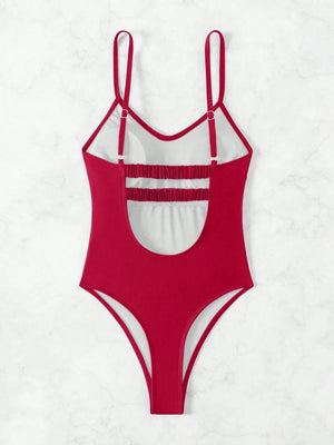 Traje de baño enterizo rojo detalle de tirantes