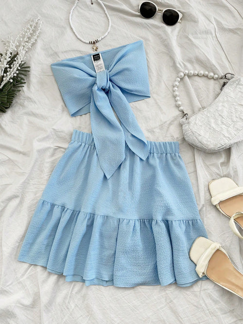 Conjunto Azul Bandeau Micro Y Falda Mini Bohemia Con Volante vista frontal.
