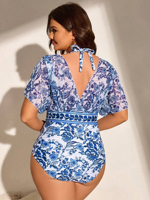 Bikini Floral Azul y Blanco de Talle Alto con Manga Corta y Escote Pronunciado