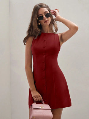 Vestido burdeos sin mangas con botones frontales vista frontal