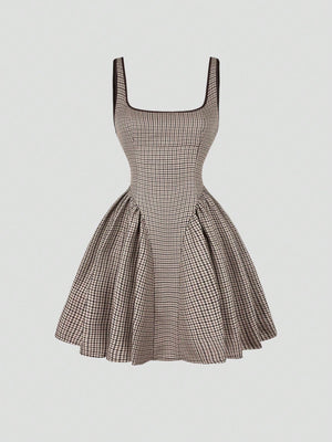 Imagen 1: Vista frontal estructurada del Vestido Corto A Cuadros Marrón con falda campana.