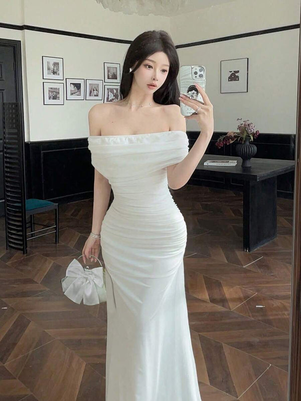 Vestido Maxi Blanco Elegante Hombros Descubiertos Fruncido