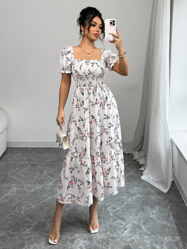 Vestido floral midi a línea bohemio completo posado