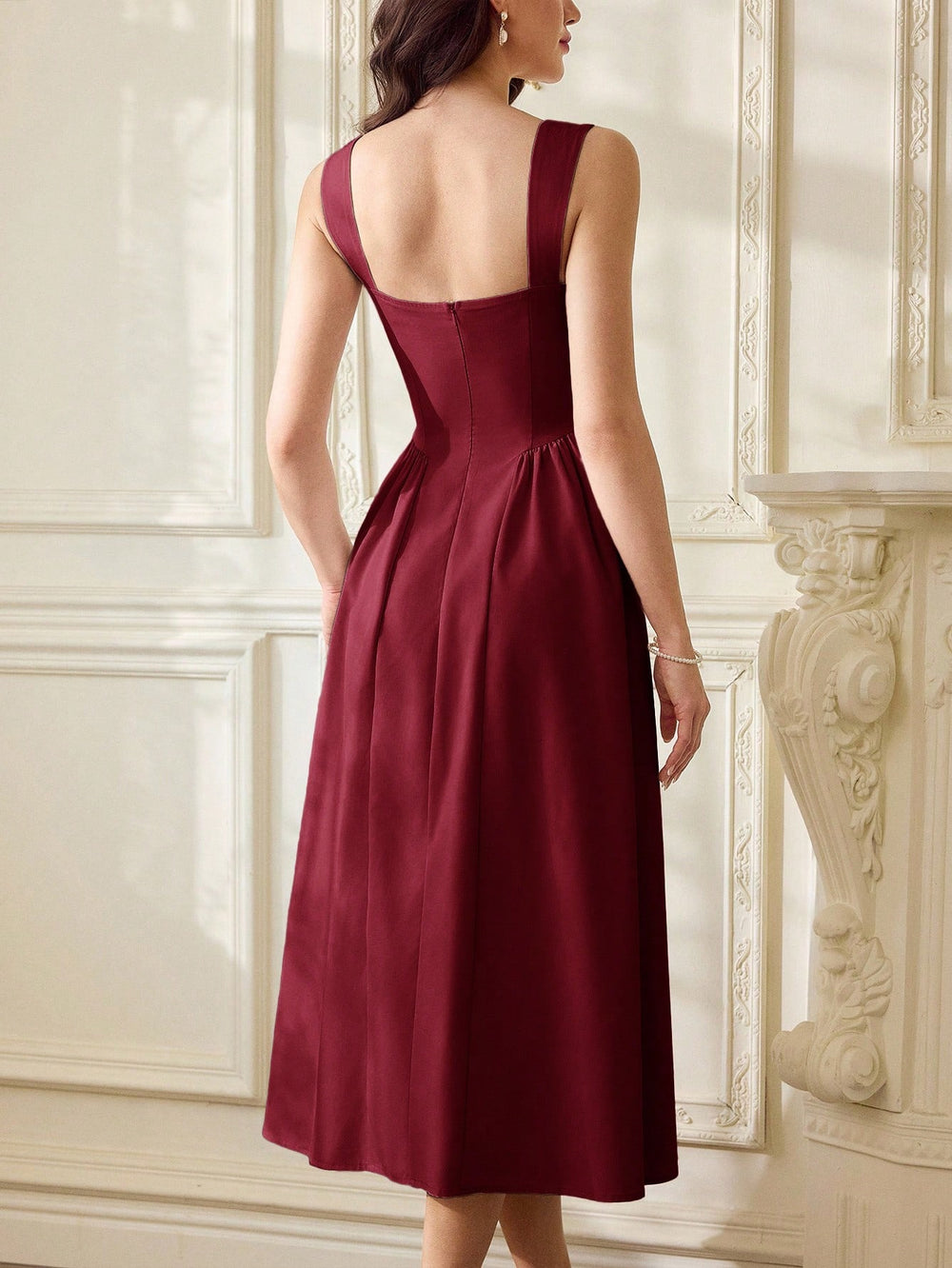 Vestido burdeos elegante midi corte A línea
