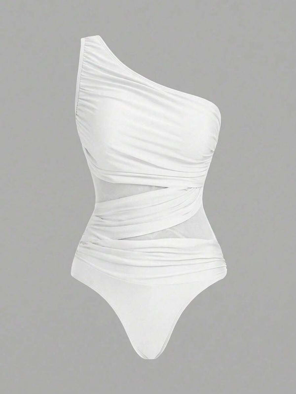 Conjunto Asimétrico Blanco Con Falda Larga