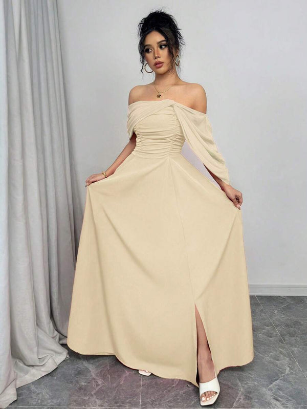 Vestido Largo Elegante Hombros Descubiertos Albaricoque