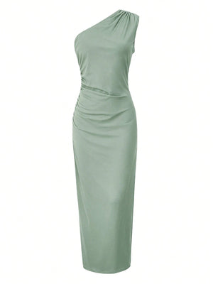 Vestido Largo Verde Elegante Ajustado Con Cuello Asimétrico con abertura alta