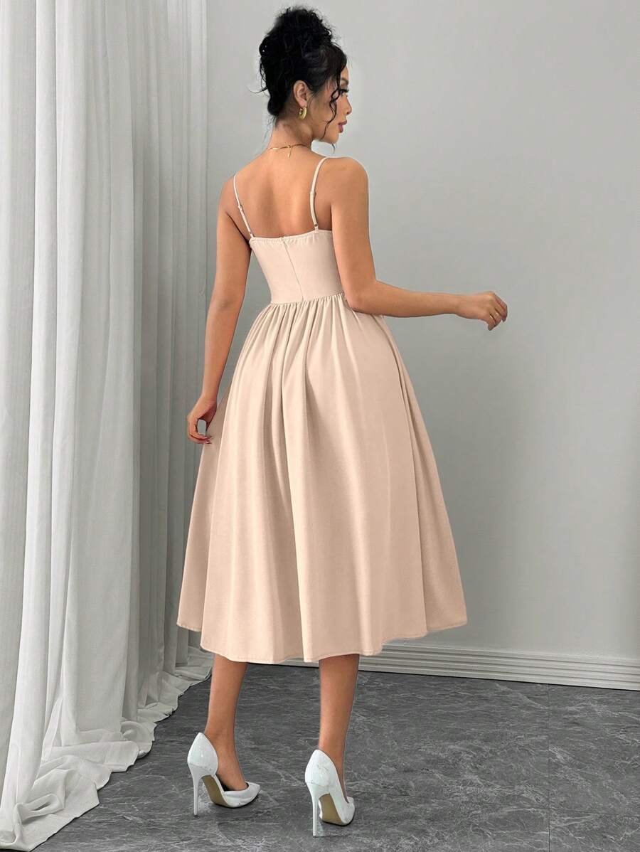 Vestido Elegante Color Albaricoque Con Tirantes Finos