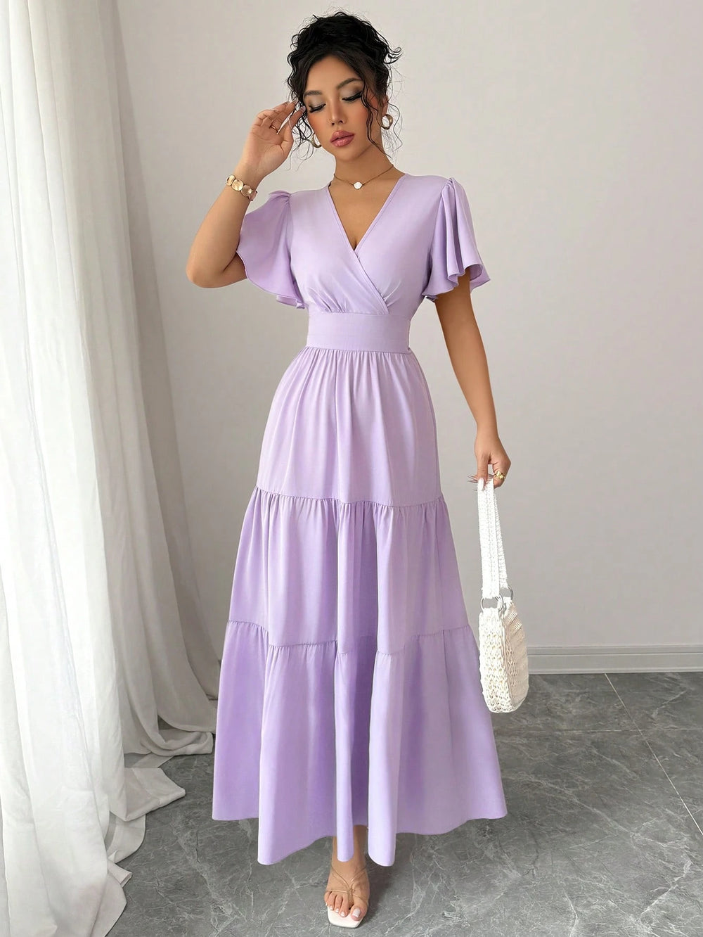 Vestido Largo Lila Con Manga Corta Y Escote En V