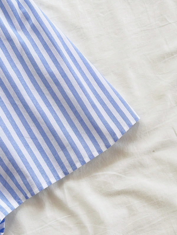 Textura de tela a rayas azul y blanco