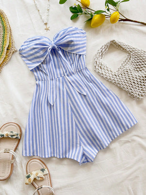 Mono corto a rayas azul y blanco sin tirantes