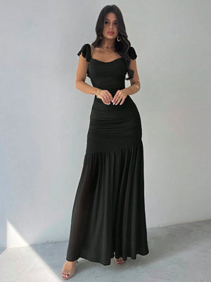 Vestido Negro Elegante Sirena Maxi Con Volantes Y Fruncido look completo