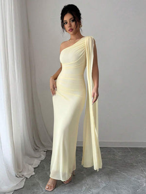 Vestido Largo Asimétrico Drapeado Amarillo Pastel